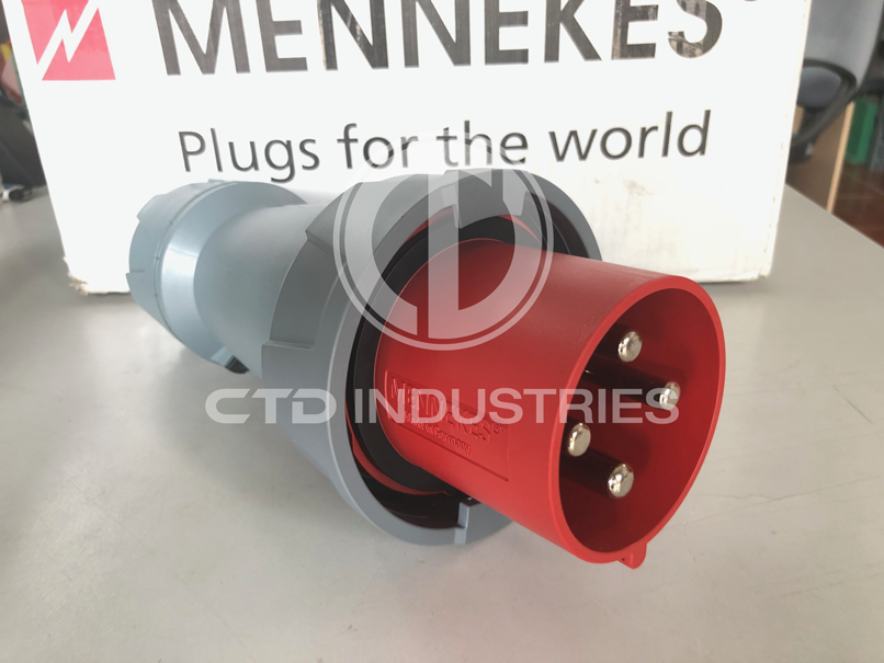 Phích cắm công nghiệp Mennekes 3374