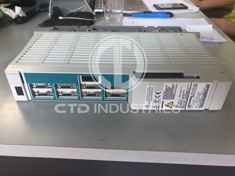 Biến tần servo Mitsubishi MDS-C1-V2-2020