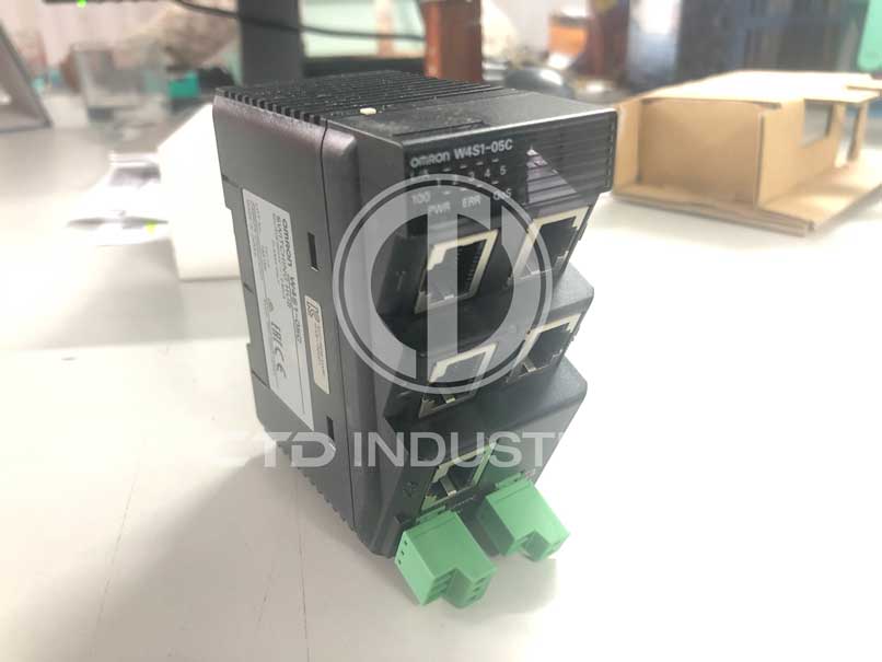 Bộ chuyển mạch Omron W4S1-05C