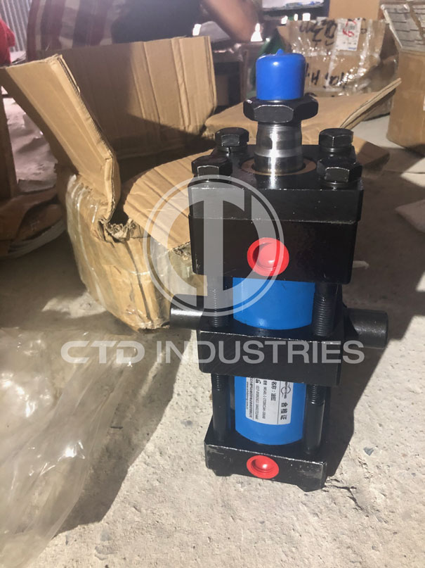 Xy lanh thuỷ lực W140L-1-1TC80C14H-100AB
