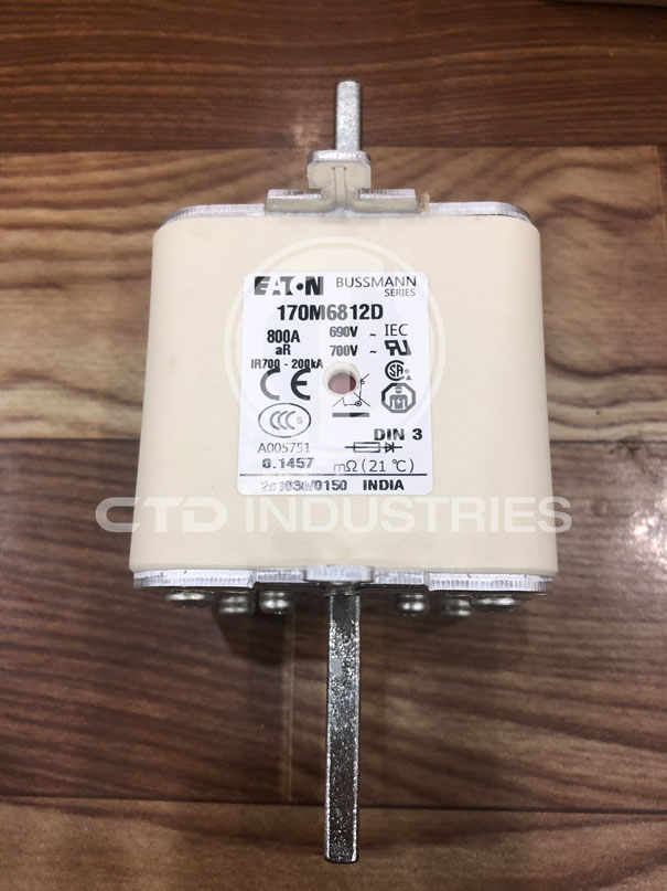 Cầu chì Eaton Bussmann 170M6812D