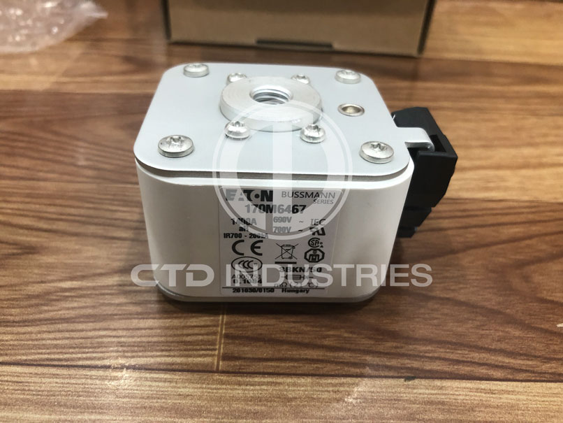 Cầu chì Eaton Bussmann 170M6467
