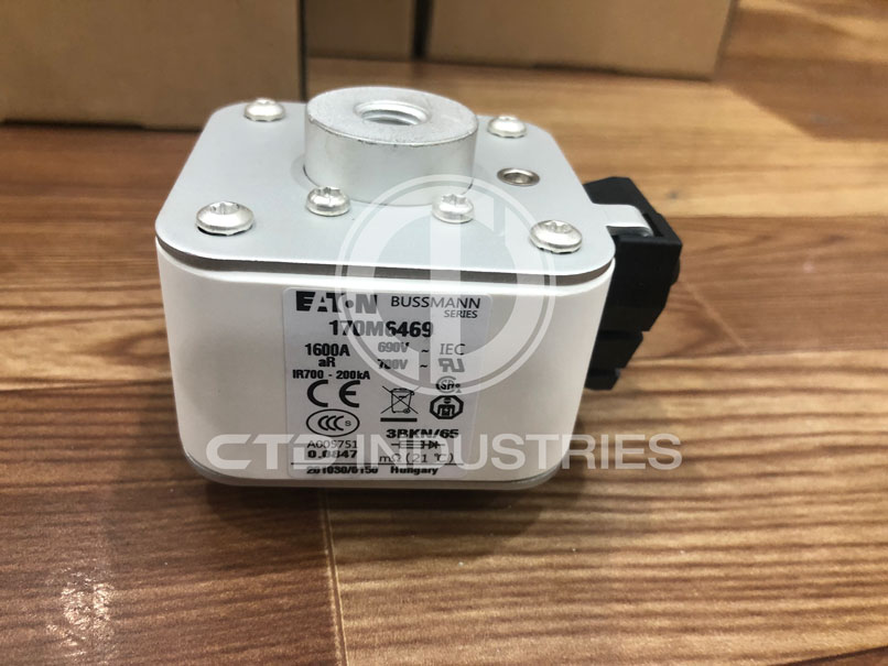 Cầu chì Eaton Bussmann 170M6469