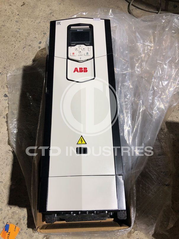 Biến tần ABB ACS880-01-145A-3