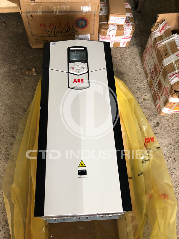 Biến tần ABB ACS880-01-293A-3