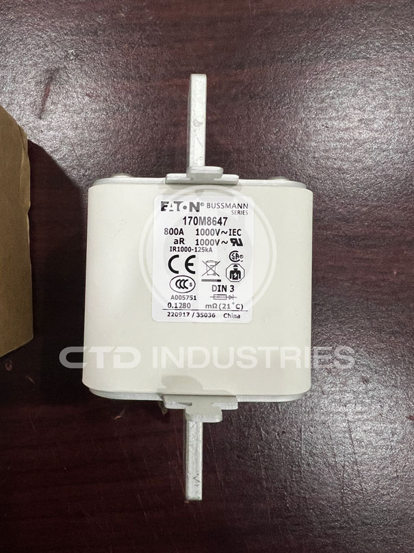 Cầu chì Eaton Bussmann 170M8650