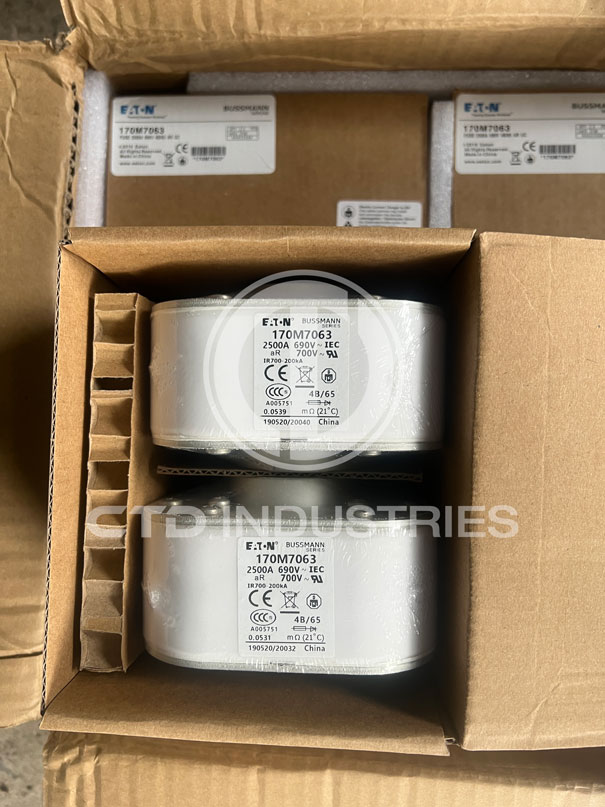 Cầu chì Eaton Bussmann 170M7063